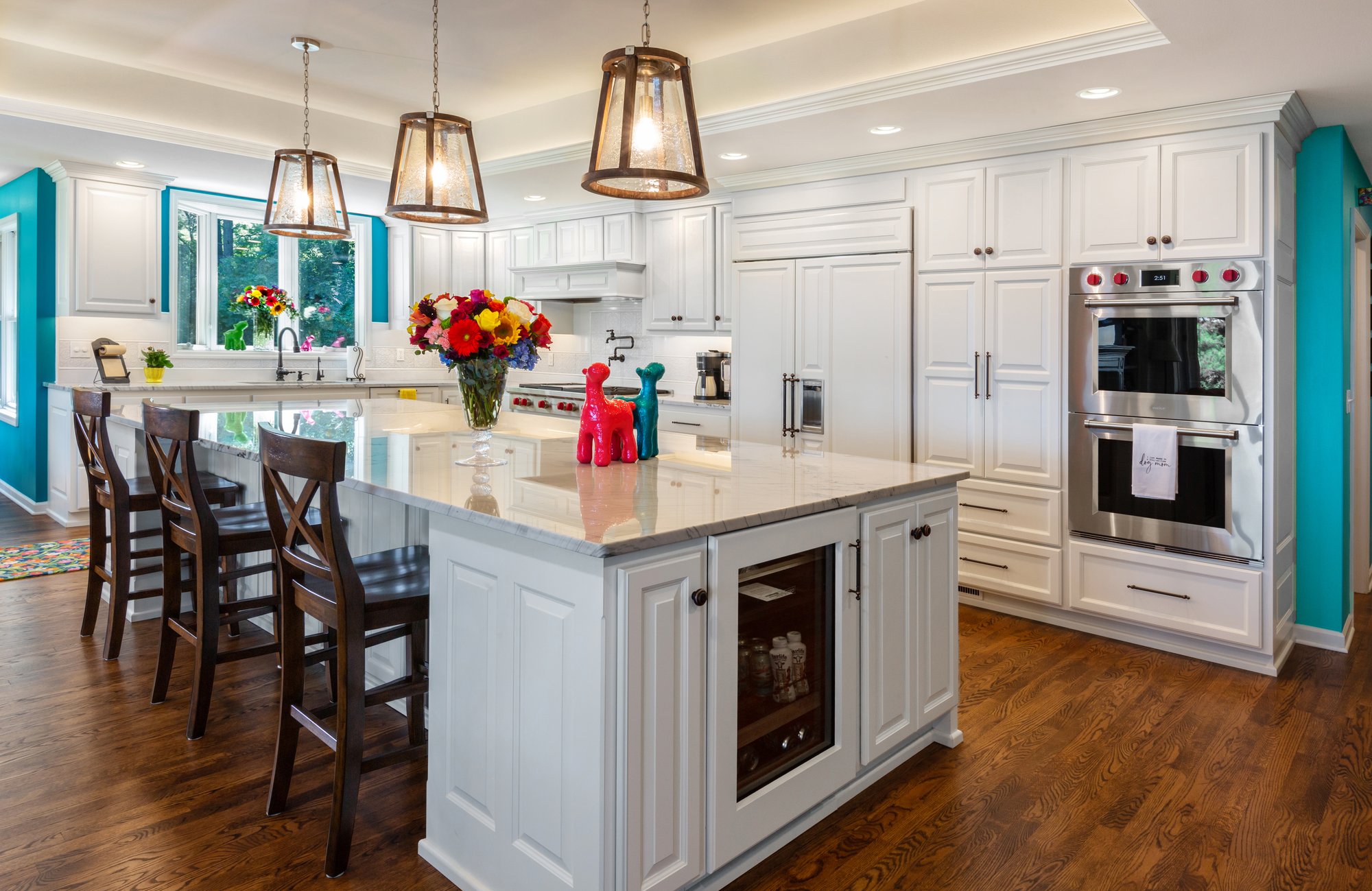 Kitchen with Large Island