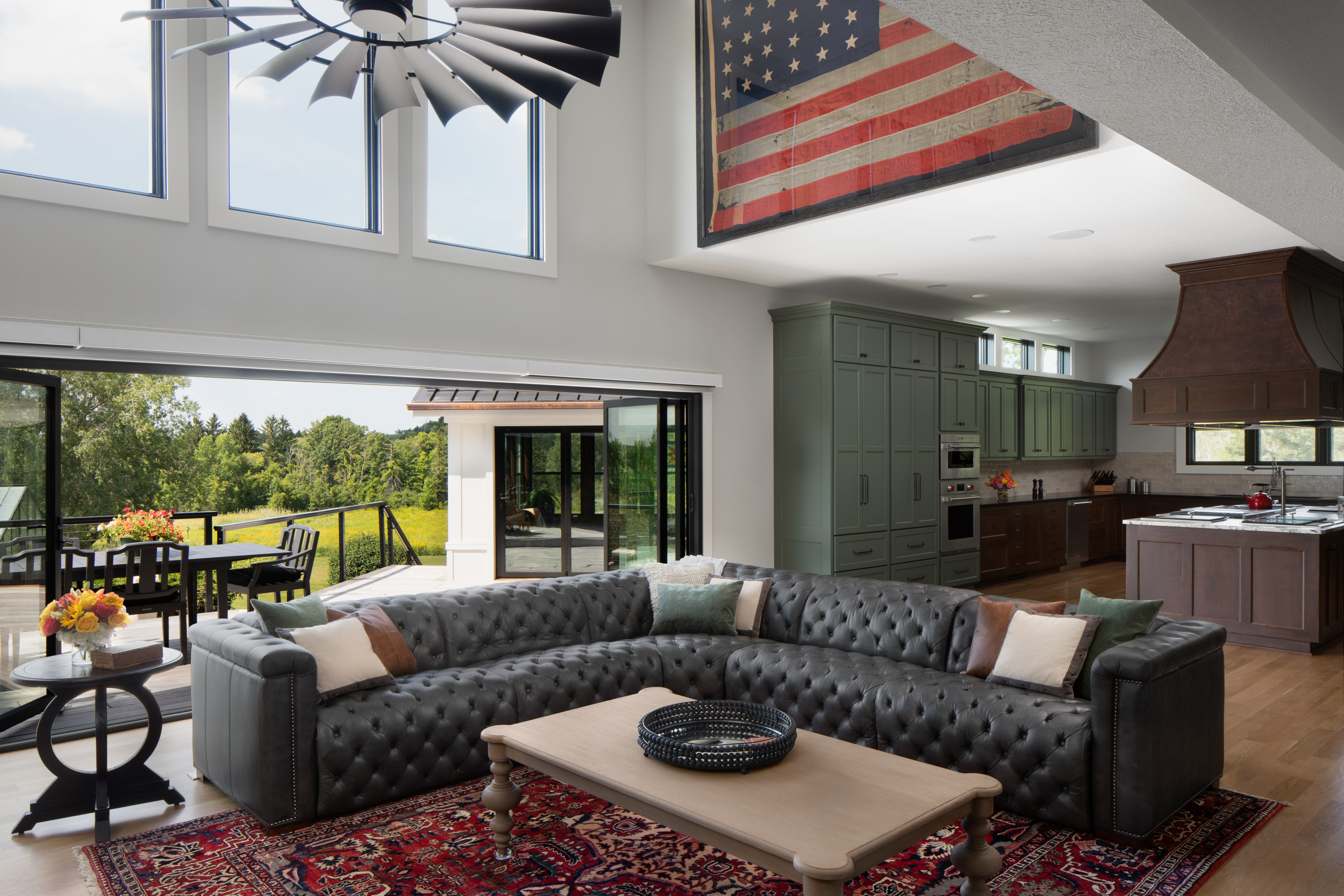 Designing for the Seamless Summer: Blending Indoor Comfort with Outdoor Living