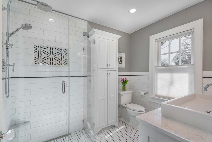 Light & Airy Bathroom in Mequon